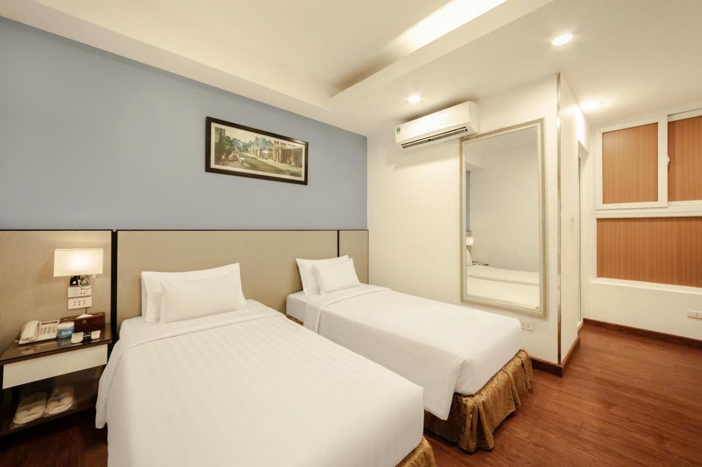 A25 Hotel - 46 Chau Long Hanoi Bagian luar foto